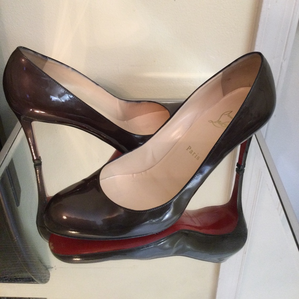 Christian Louboutin Brown Patent Leather Pumps